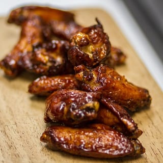 8 Wings